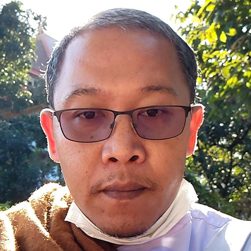 มงคล อ่อนมี